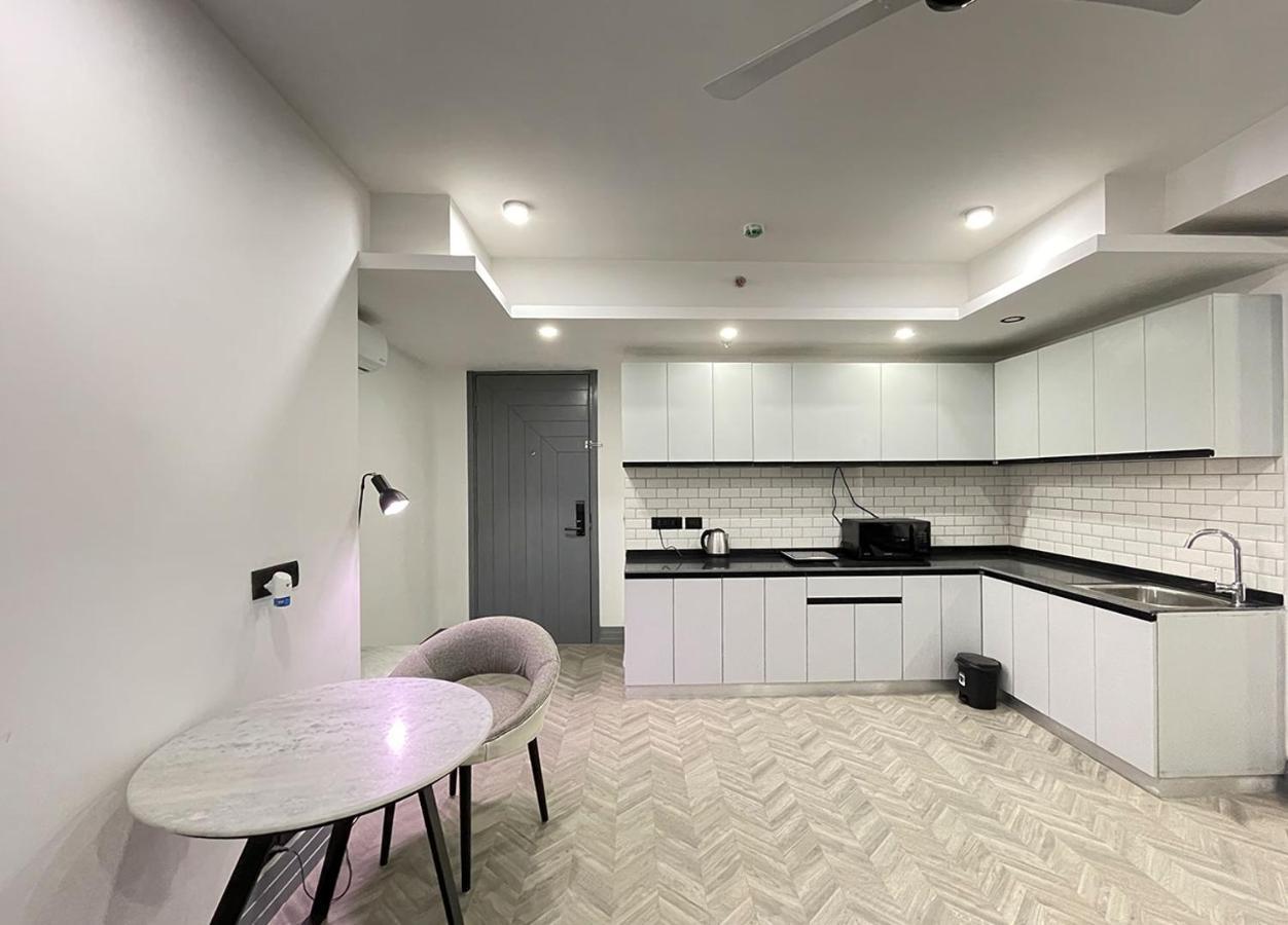 Bedchambers Serviced Apartments, Mg Road Gurgaon Exterior foto
